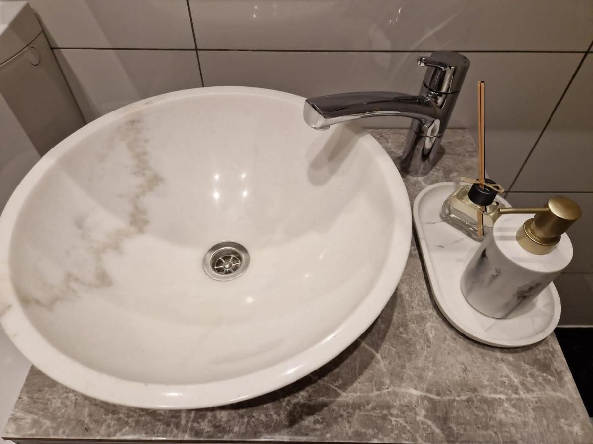 Zentral Duisburg Apartment Екстериор снимка
